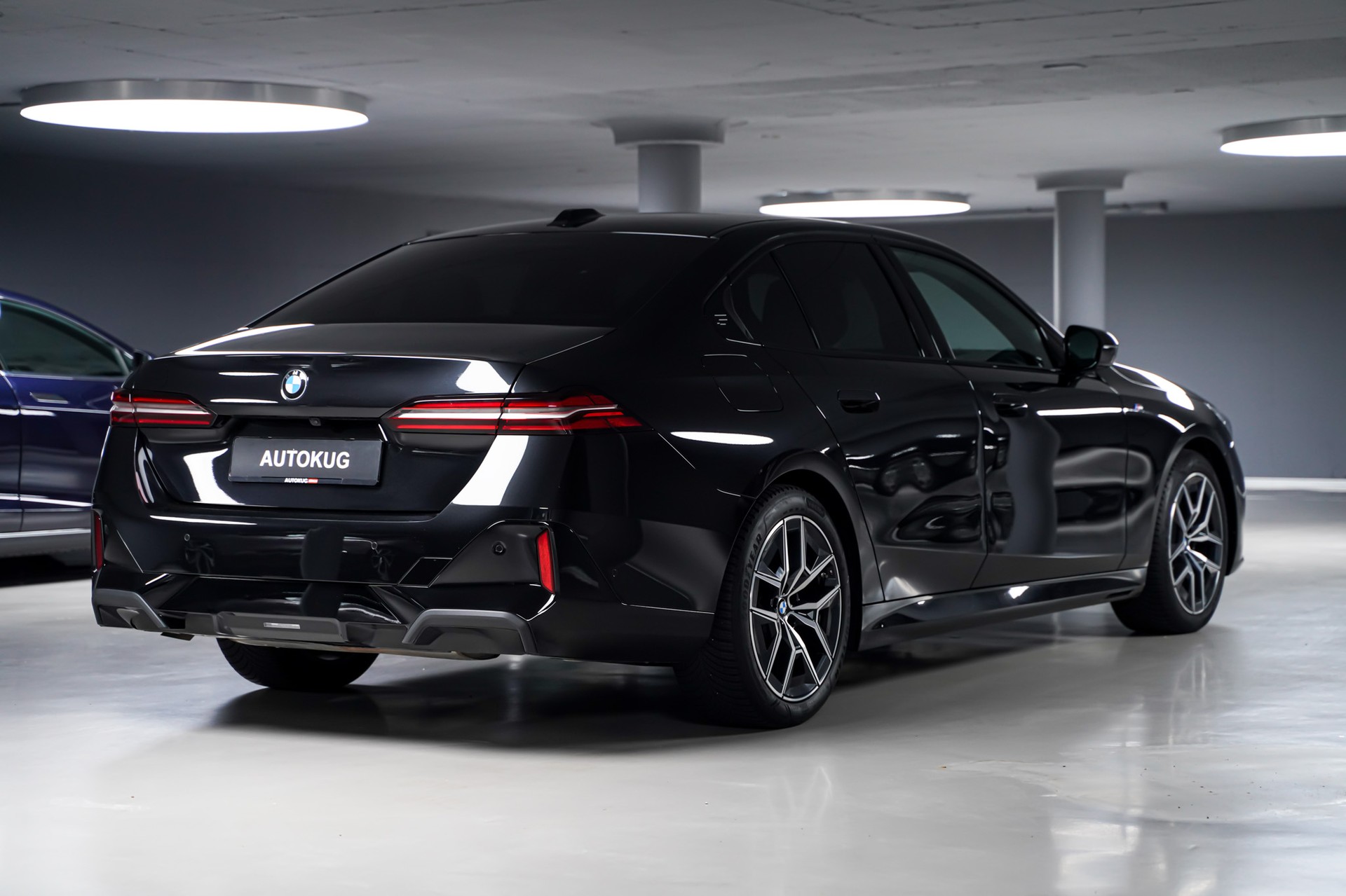 BMW 520i 48V M Sport Steptronic-showroom-element-3