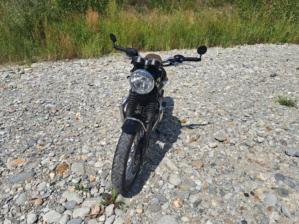 TRIUMPH Bonneville T120 ABS-image-10