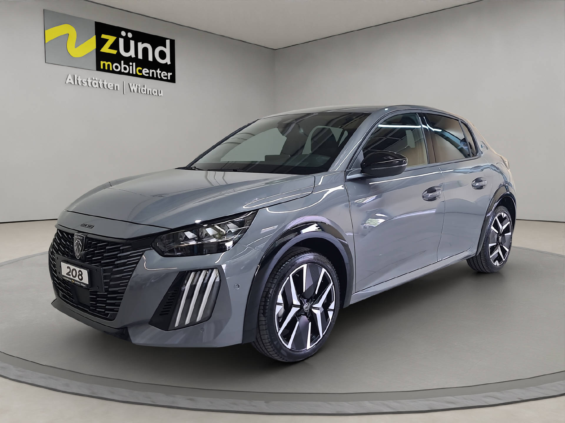 PEUGEOT E-208 GT