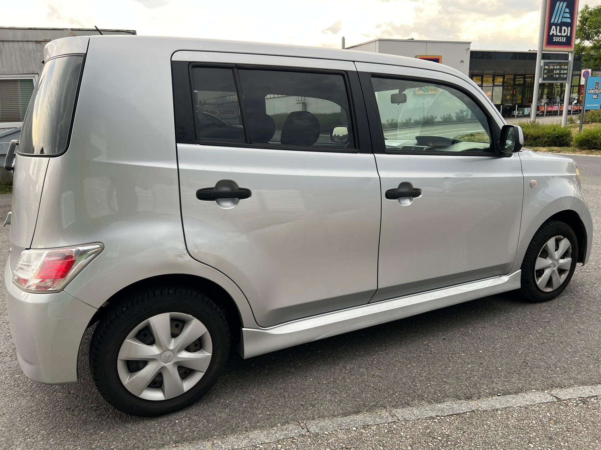 DAIHATSU Materia 1.3-image-4
