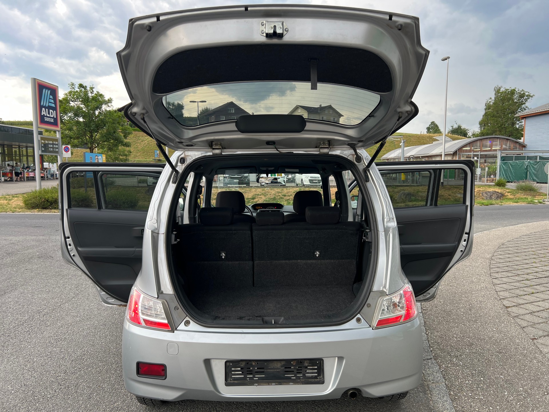 DAIHATSU Materia 1.3-image-11