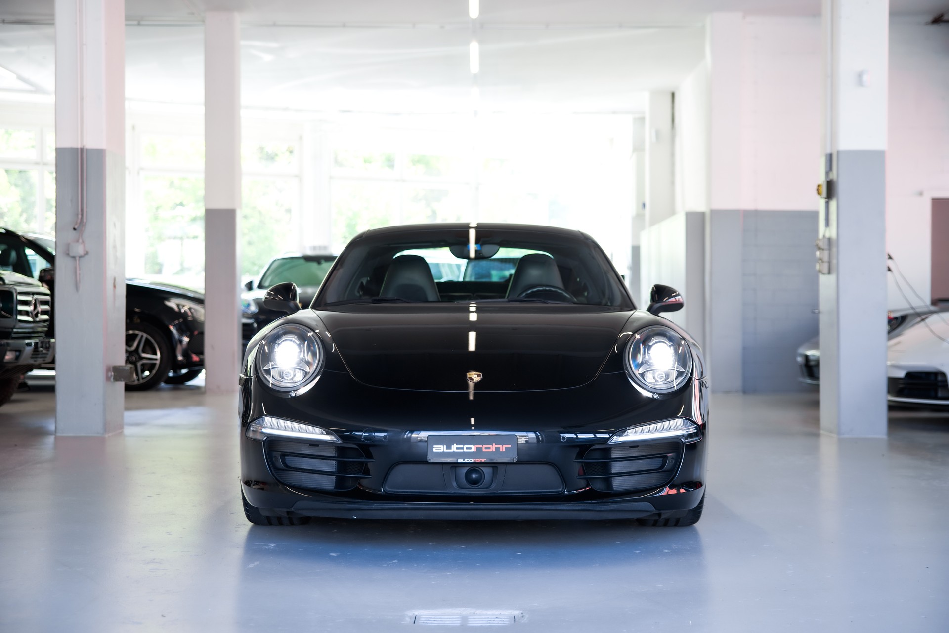 PORSCHE 911 Carrera 4S PDK-showroom-element-1