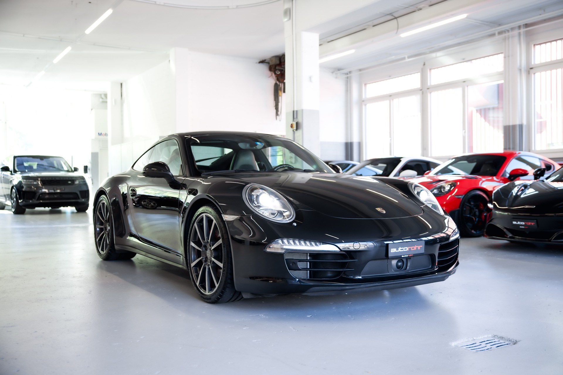PORSCHE 911 Carrera 4S PDK-showroom-element-2