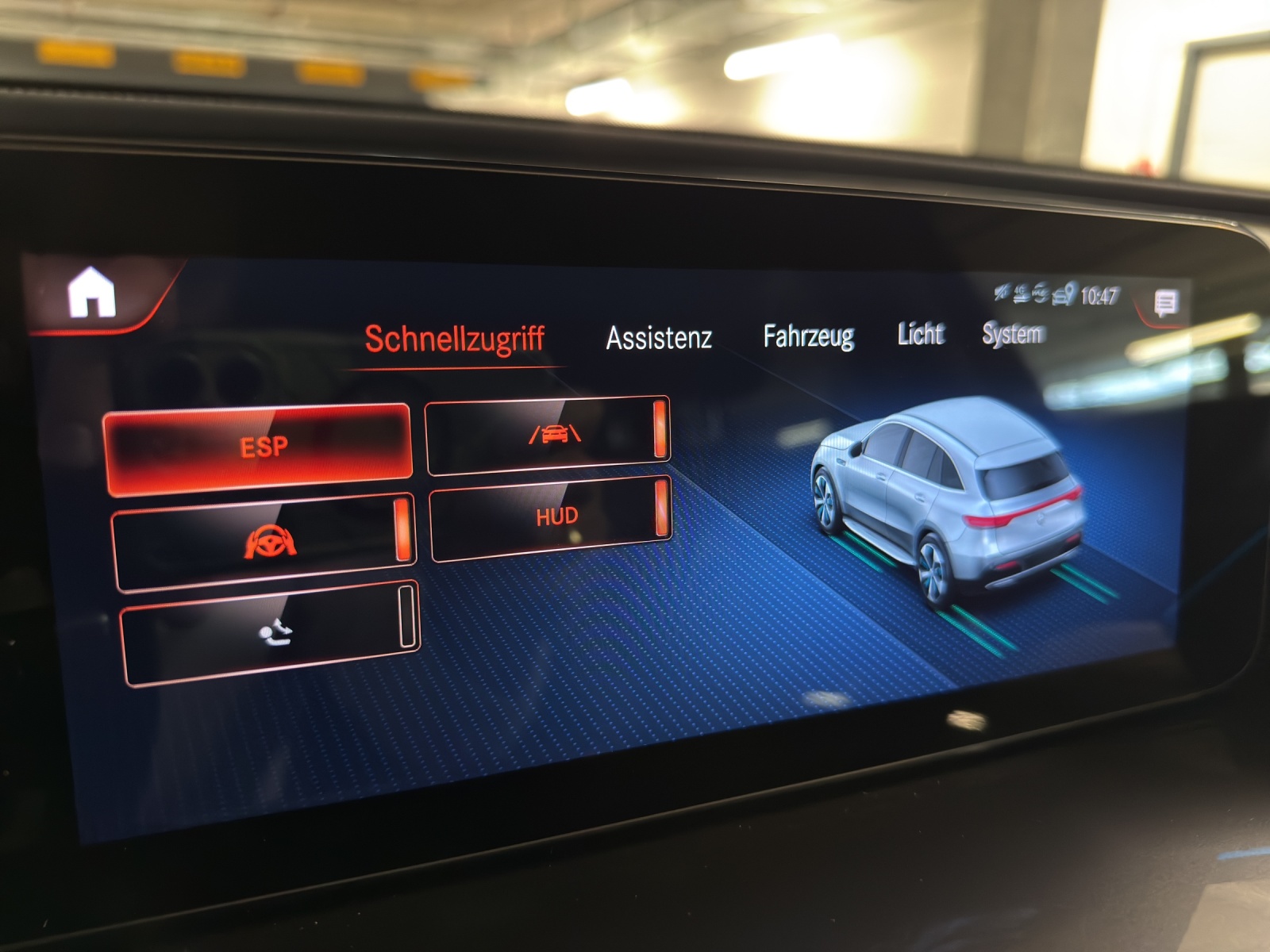 MERCEDES-BENZ EQC 400 4Matic-image-18