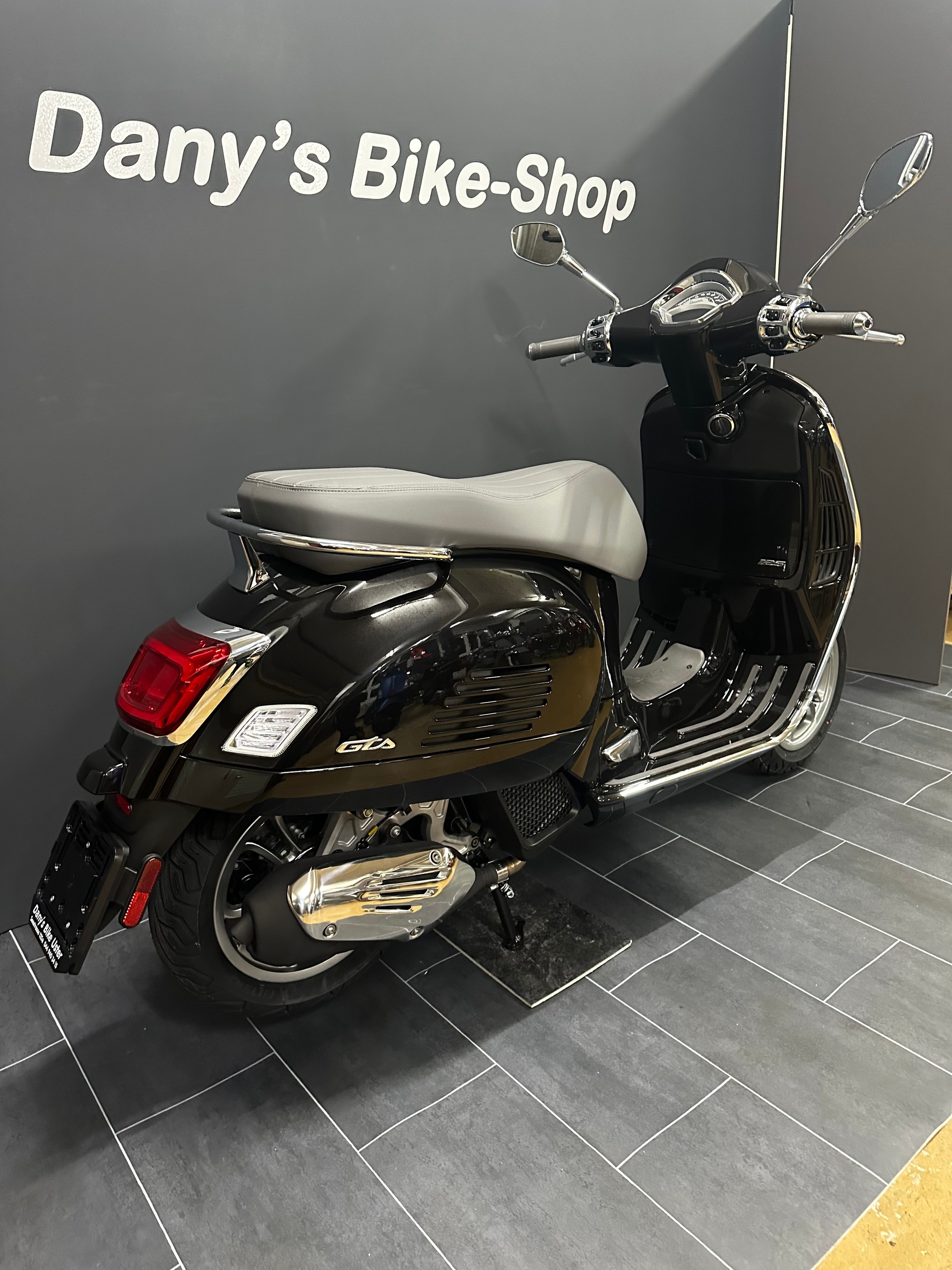 PIAGGIO Vespa GTS 125 MY25 E5+ (4 Jahre Garantie)-image-6