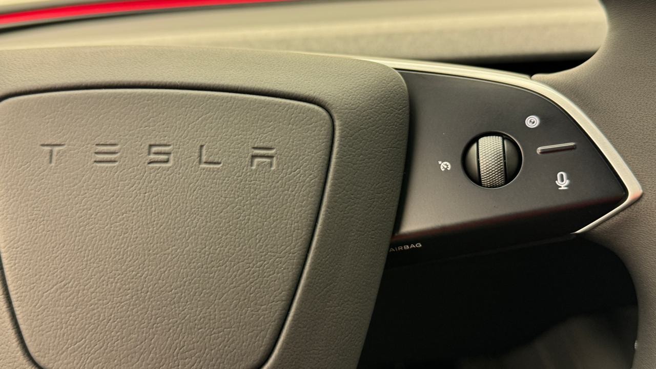TESLA Model 3 Long Range Dual Motor AWD-image-9