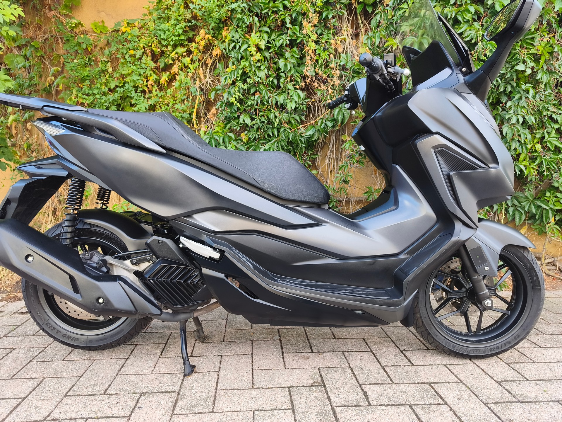 HONDA Nss 125 Forza ABS-image-3