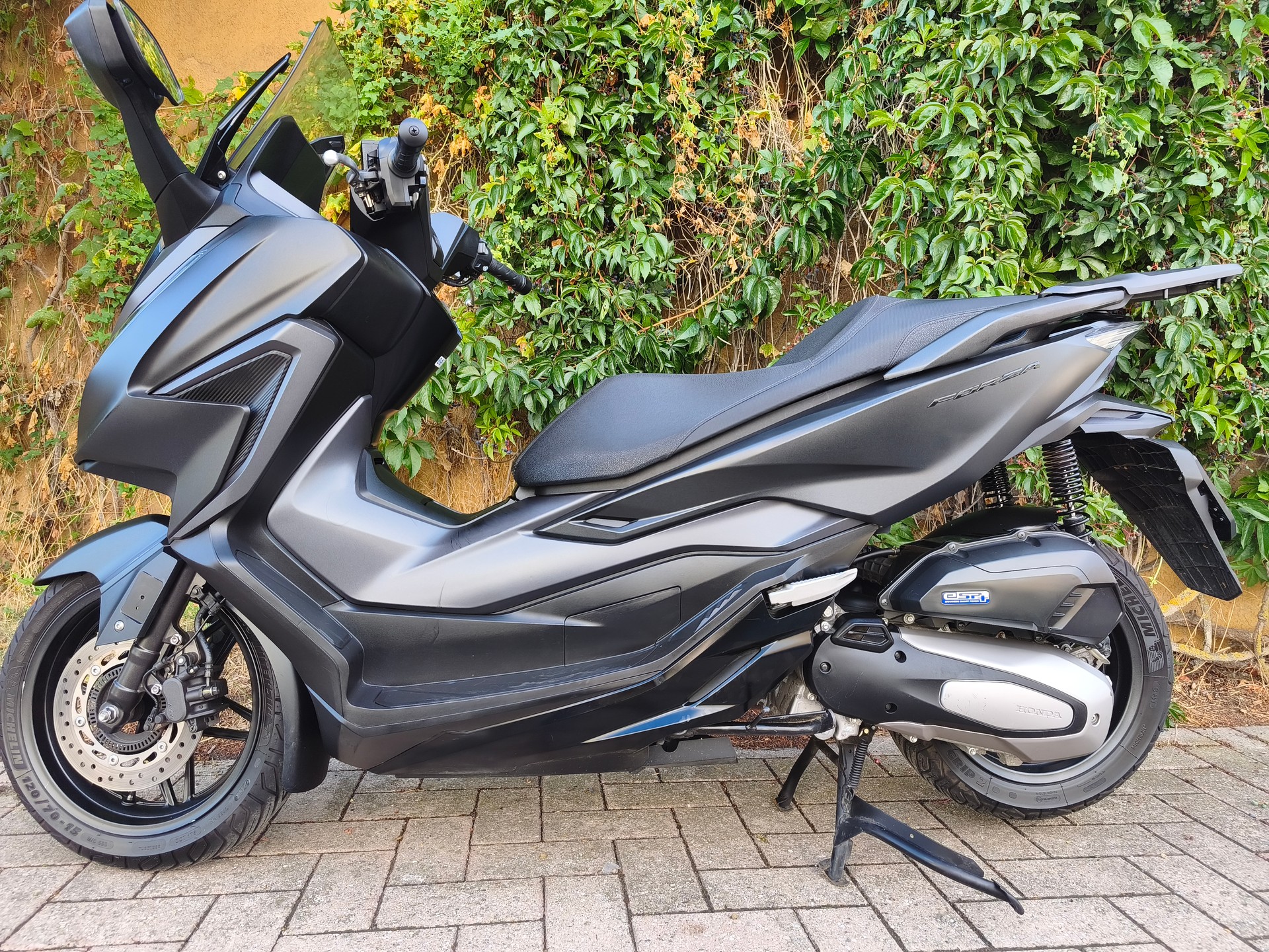 HONDA Nss 125 Forza ABS-image-9