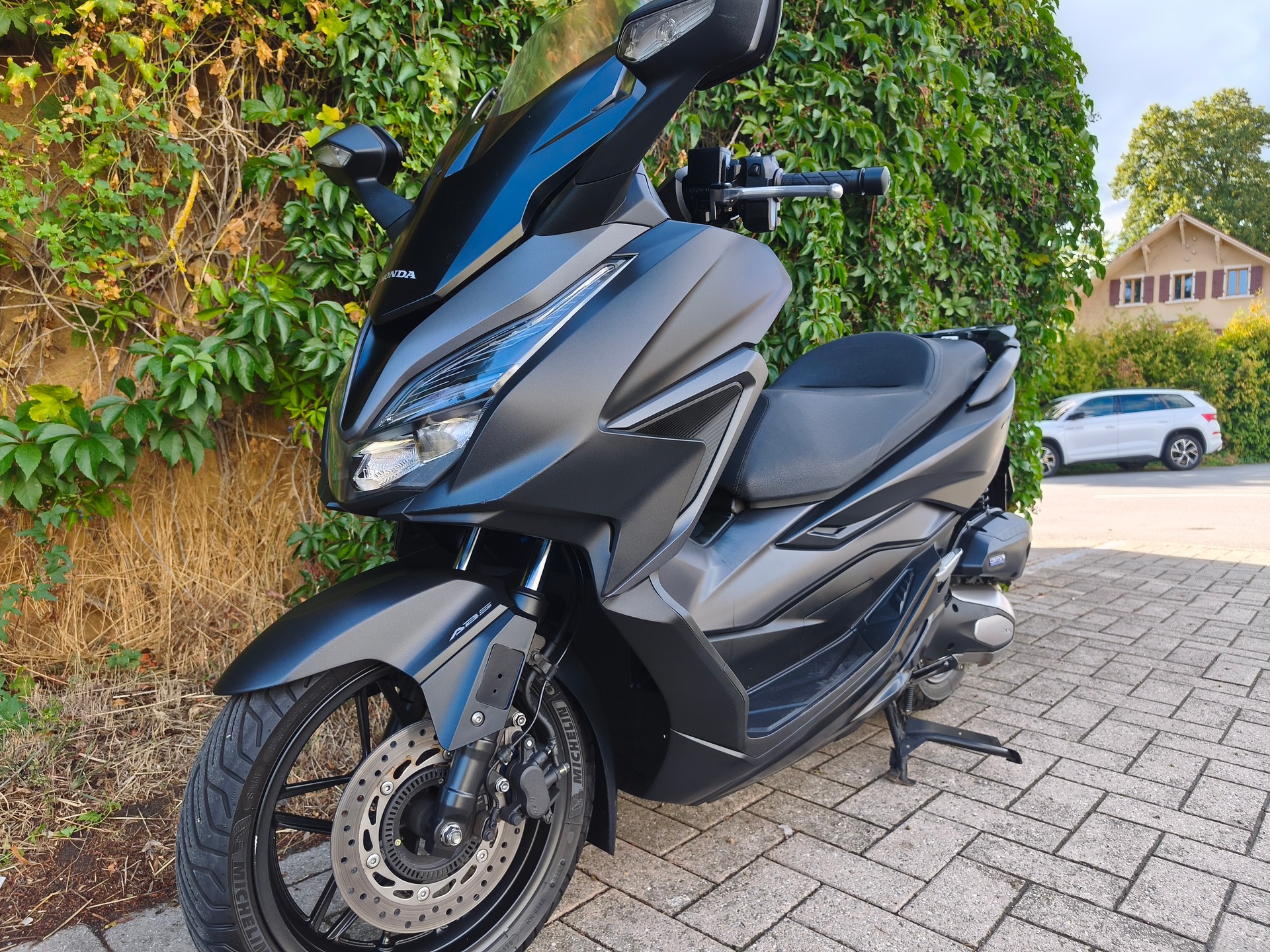 HONDA Nss 125 Forza ABS-image-8