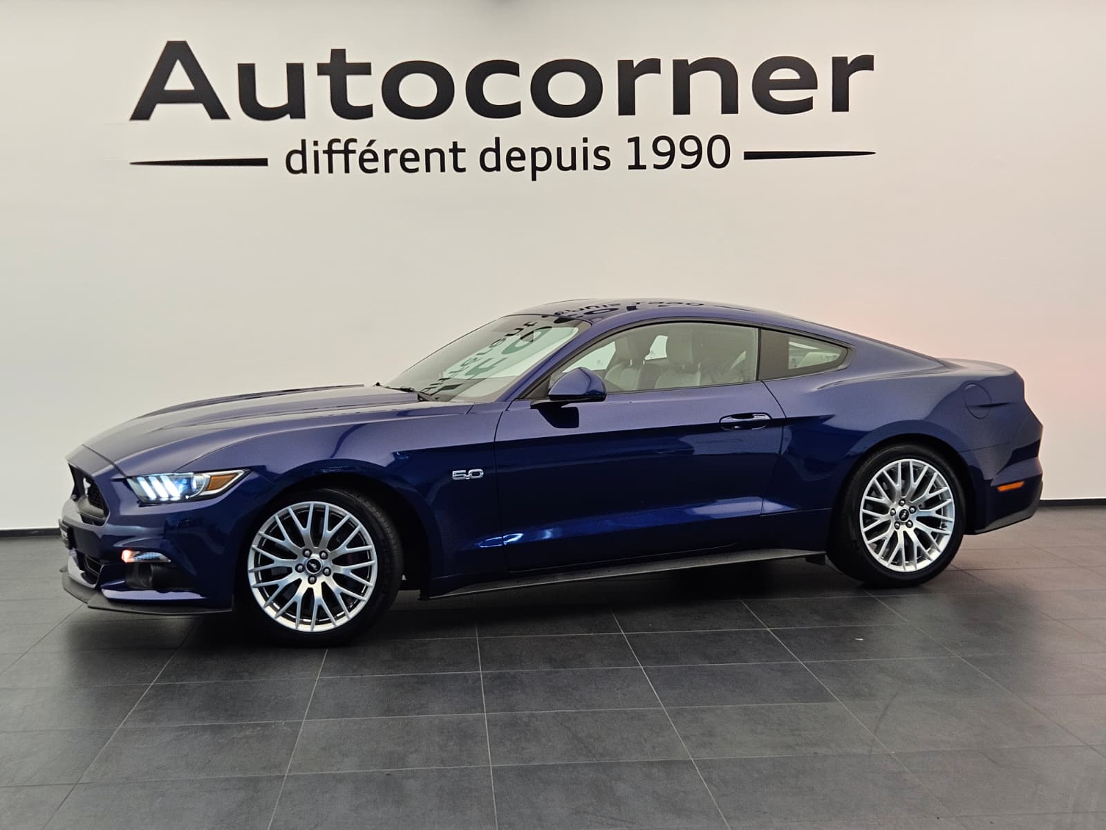 FORD Mustang Fastback 5.0 V8 GT Automat