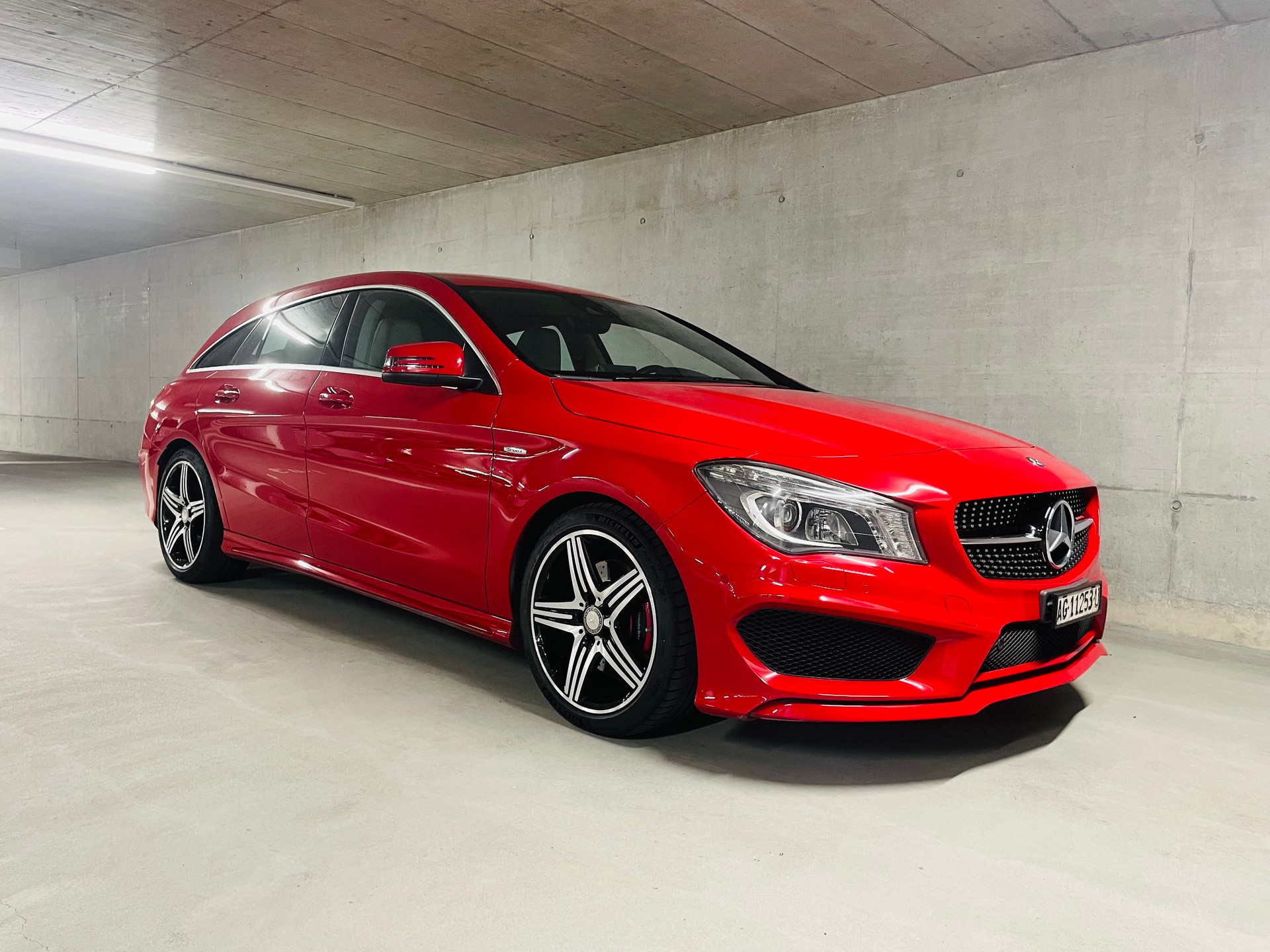 MERCEDES-BENZ CLA Shooting Brake 250 Sport 7G-DCT 4Matic