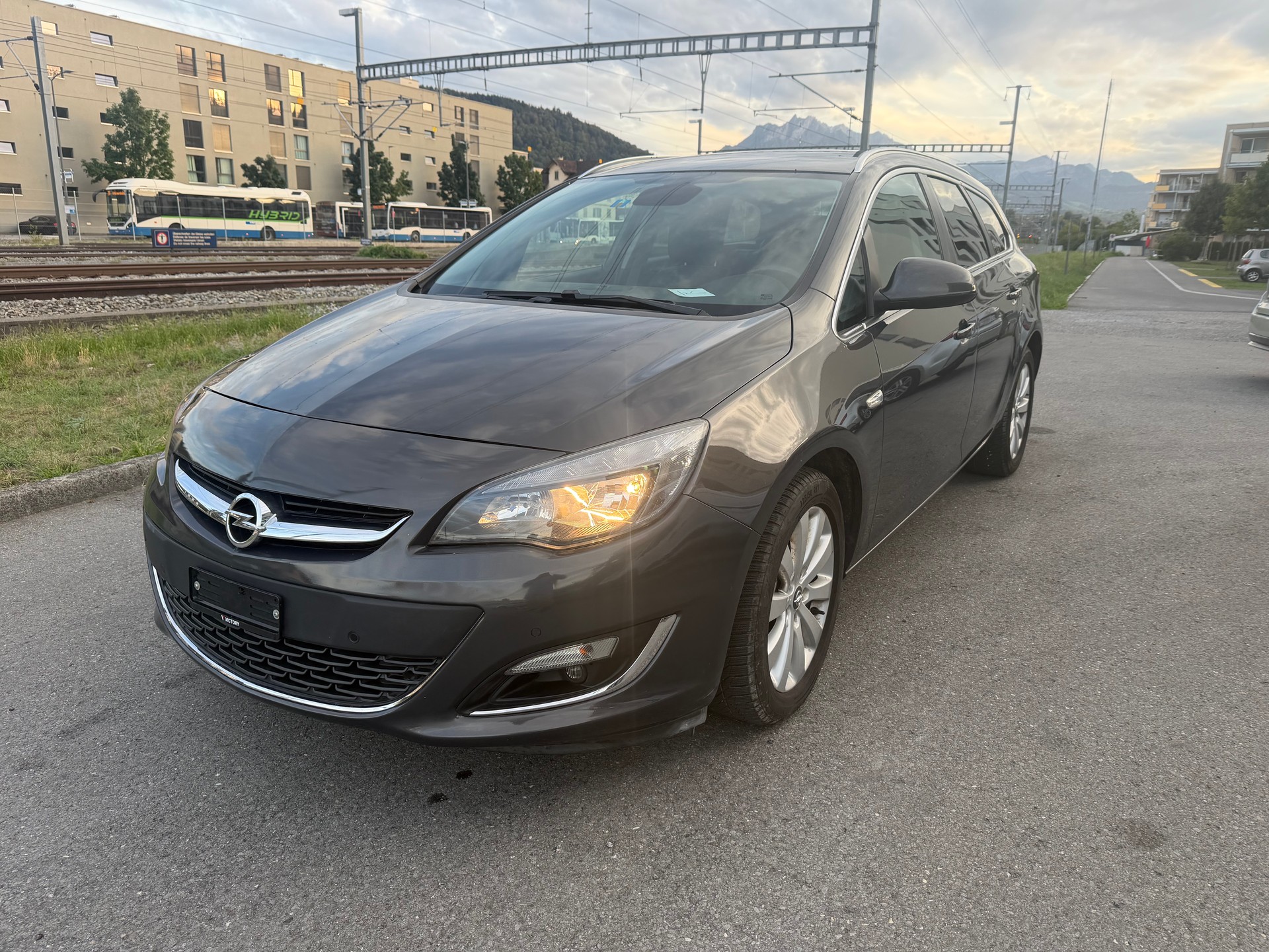 OPEL Astra SportsTourer 1.6i 16V Turbo Drive Automatic