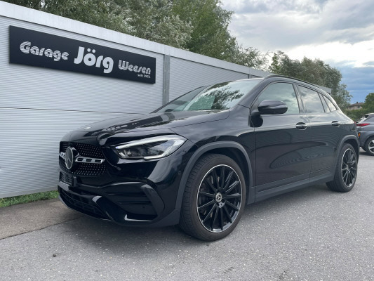 MERCEDES-BENZ GLA 250 AMG Line 4Matic