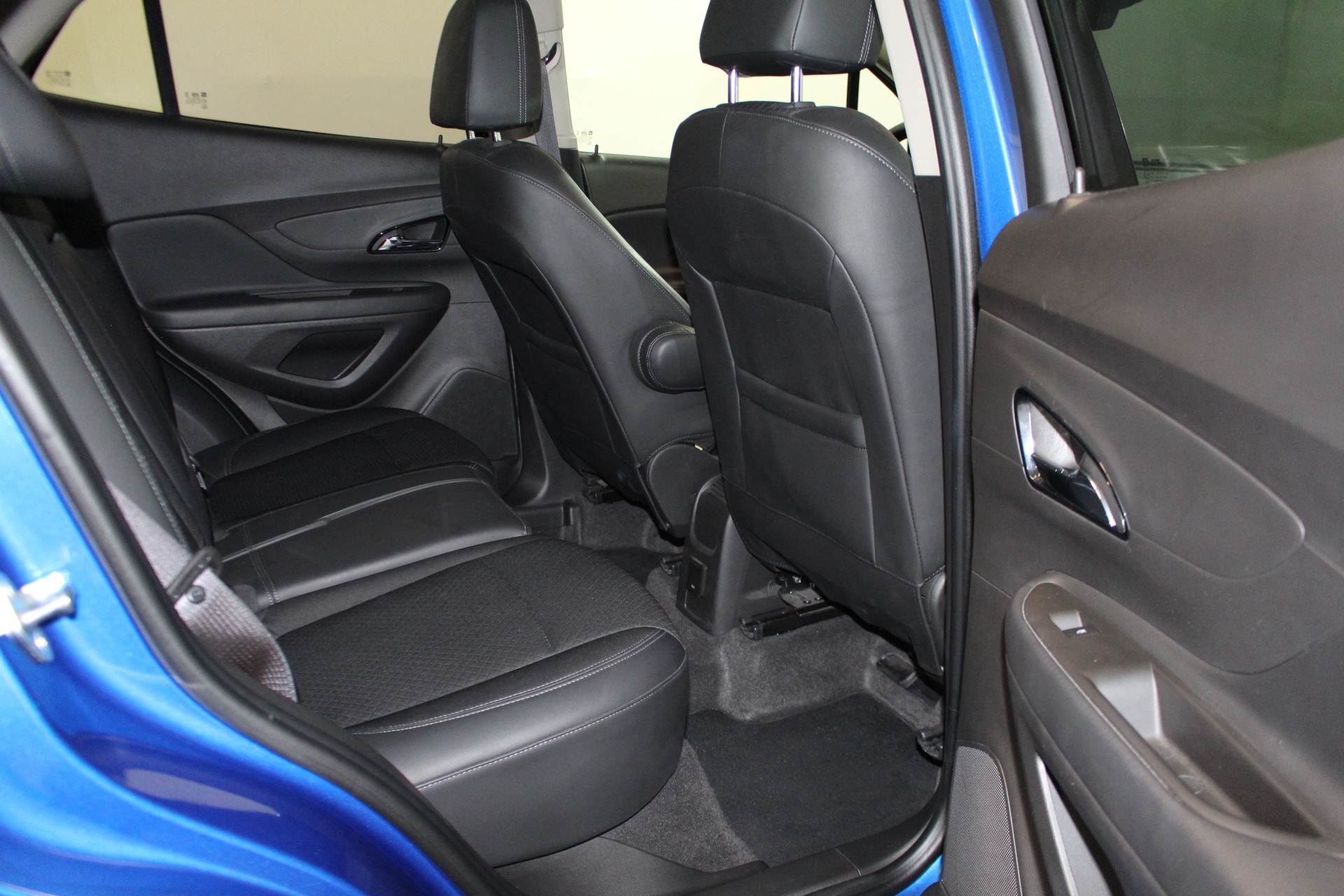 OPEL Mokka X 1.4T 4x4 Enjoy S/S-image-9
