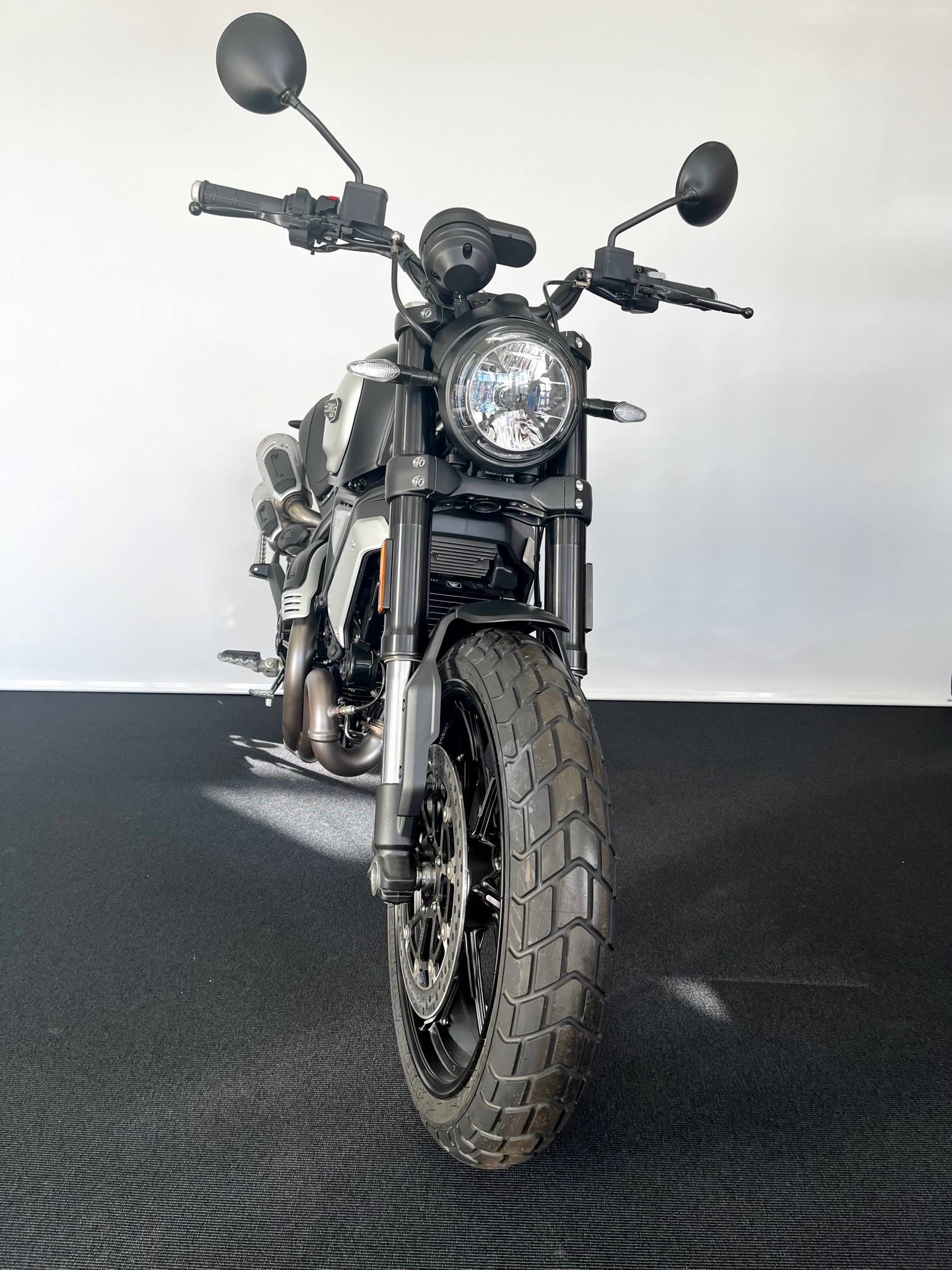 DUCATI Scrambler 1100 Dark Pro-image-3