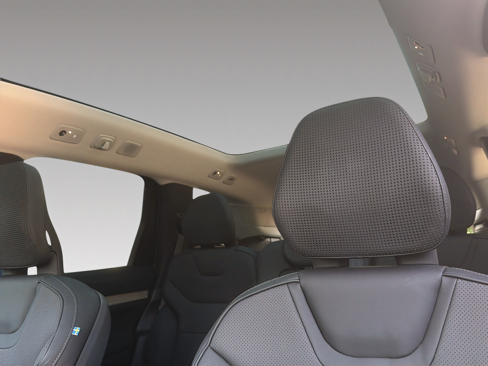 VOLVO EX90 Twin Performance Ultra AWD-image-6