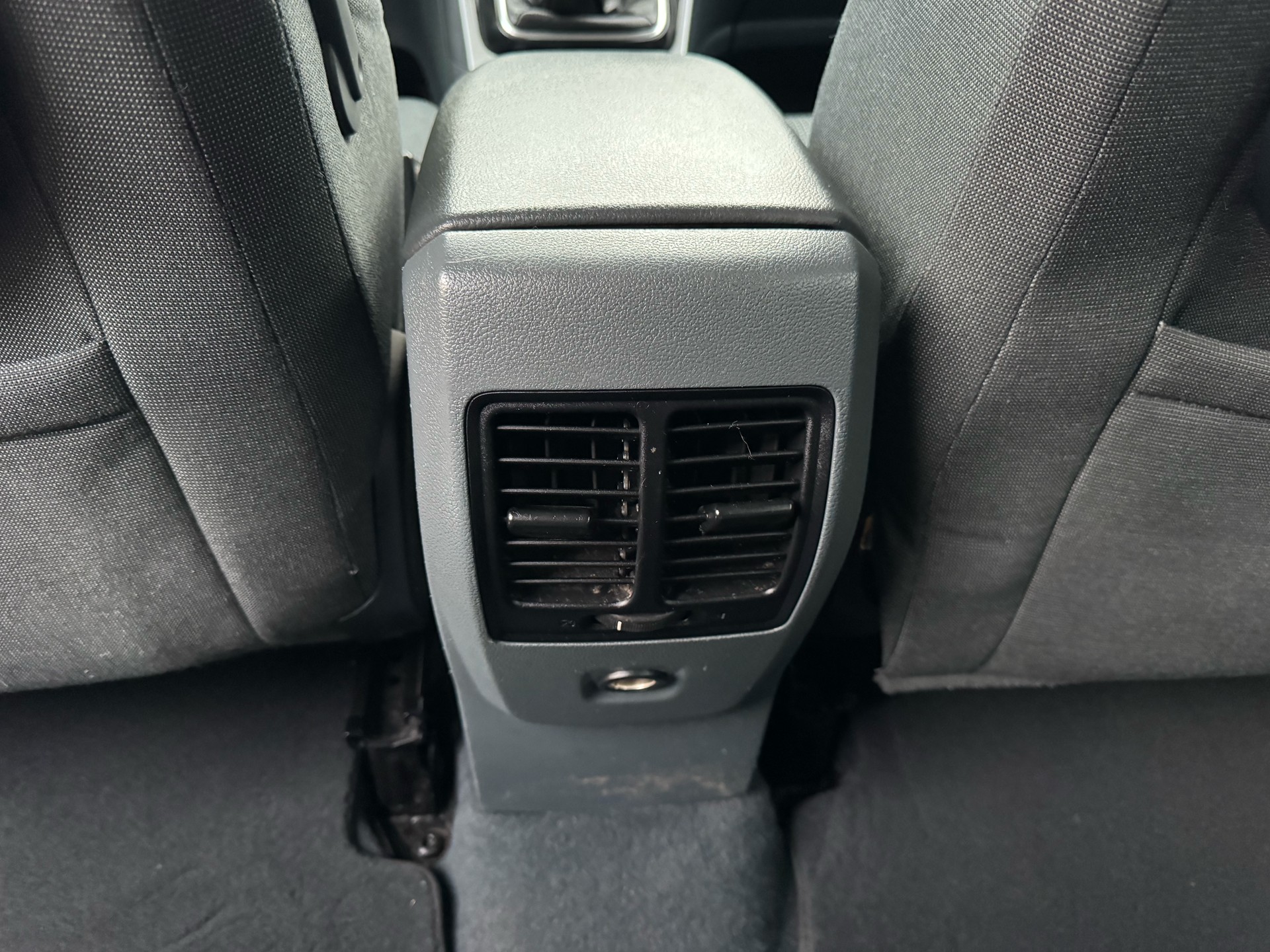 FORD Grand C-Max 1.0 SCTi Family-Edition-image-15