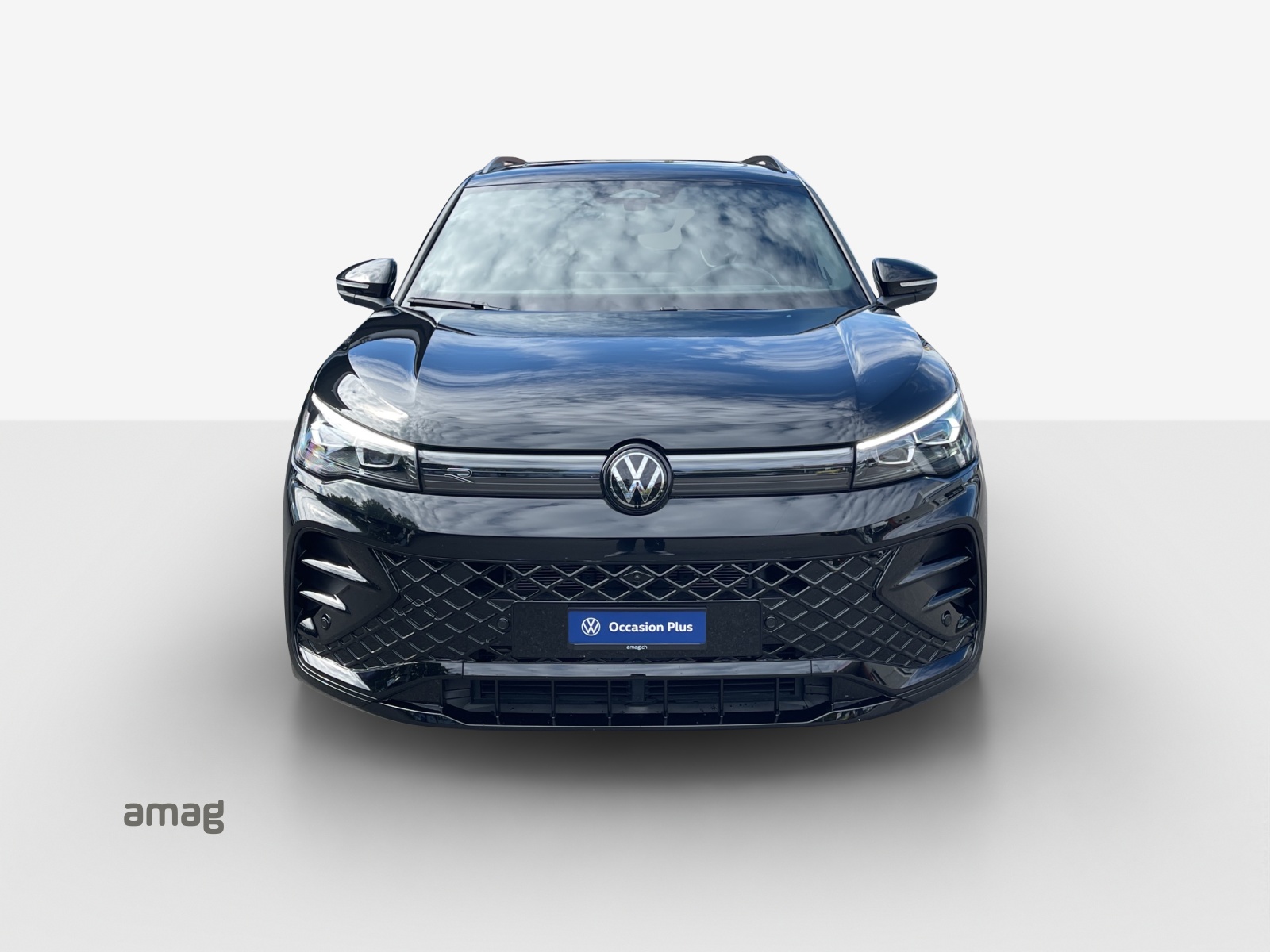 VW Tiguan 2.0 TSI DSG R-Line 4Motion-image-6