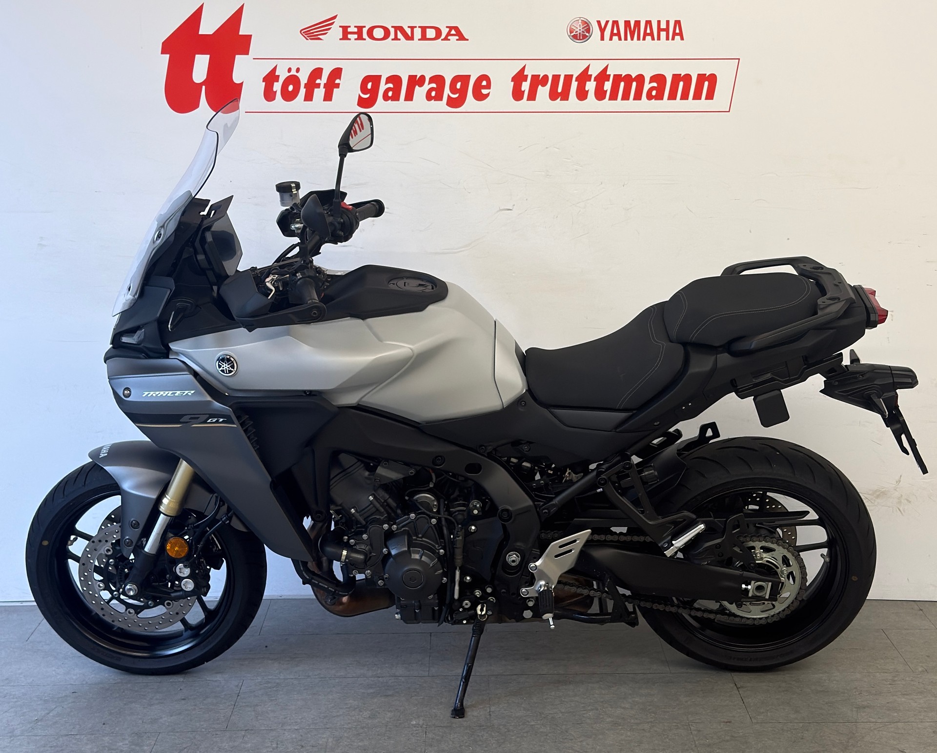 YAMAHA Tracer 9 GT-showroom-element-1