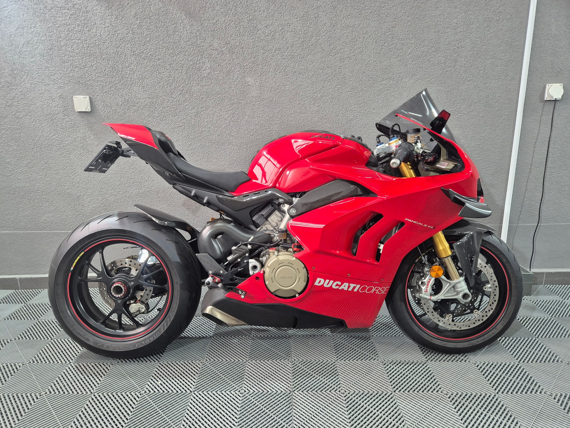 DUCATI Panigale V4 SP-image-8