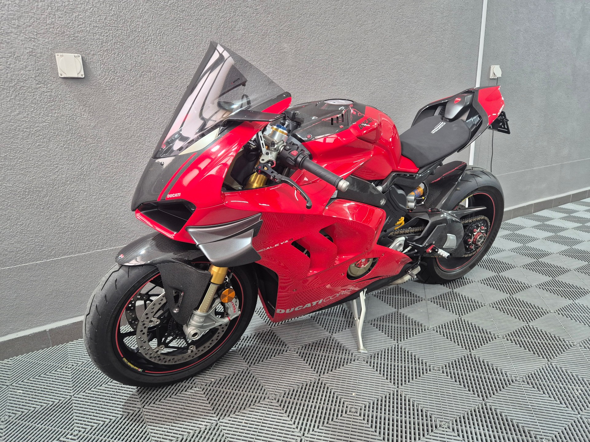 DUCATI Panigale V4 SP-image-1