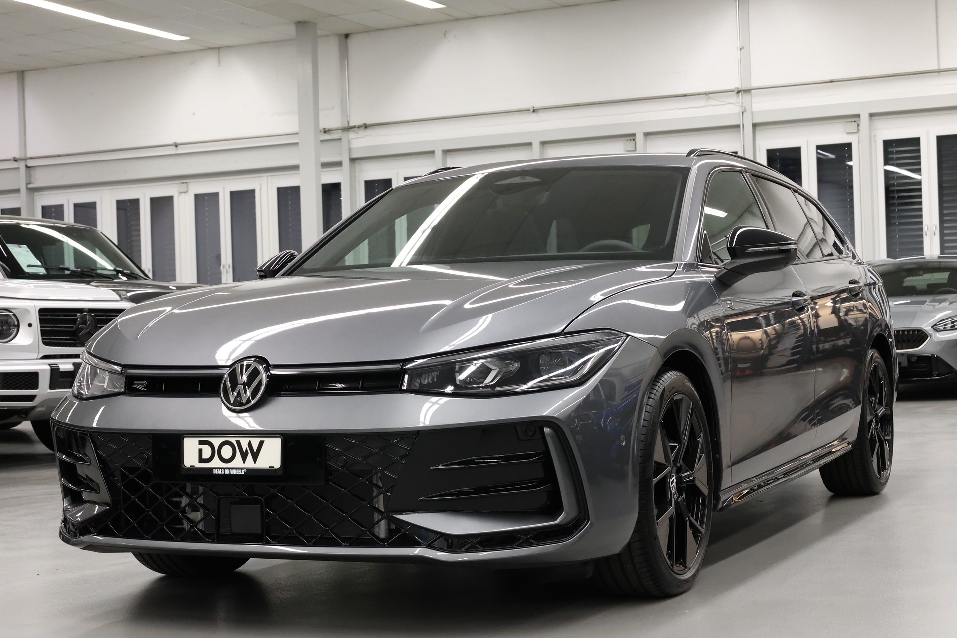 VW Passat Variant 2.0 TDI R-Line DSG 4motion-showroom-element-2