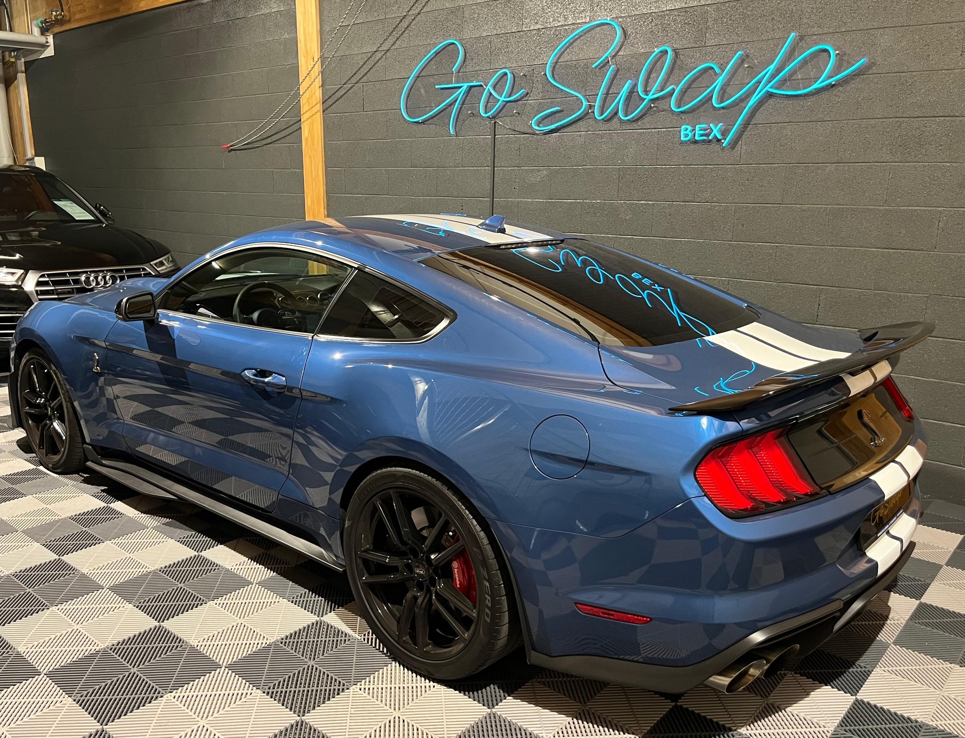 FORD Mustang GT 500 Shelby-image-9