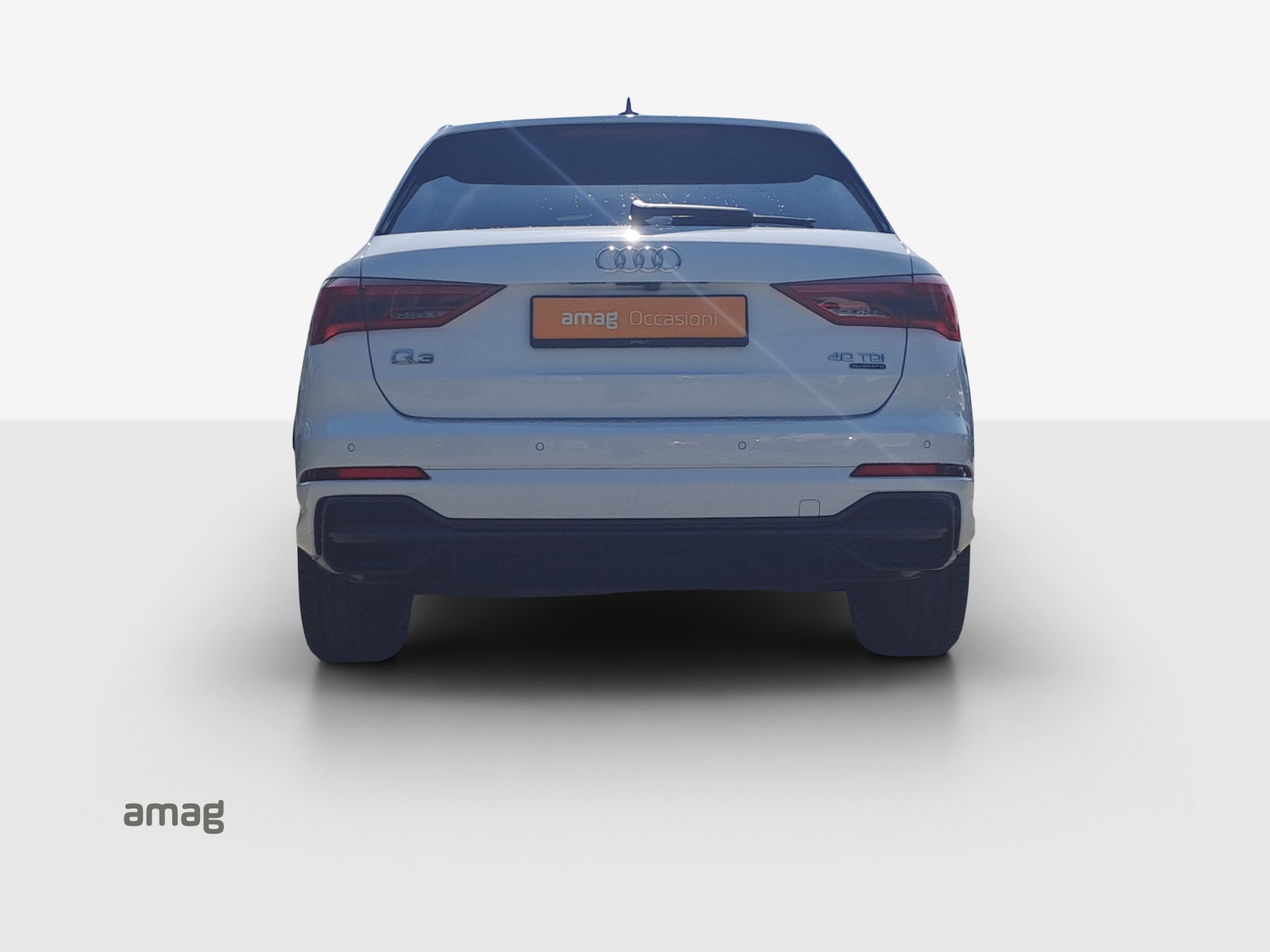 AUDI Q3 40 TDI S line Attraction quattro S-tronic-showroom-element-3