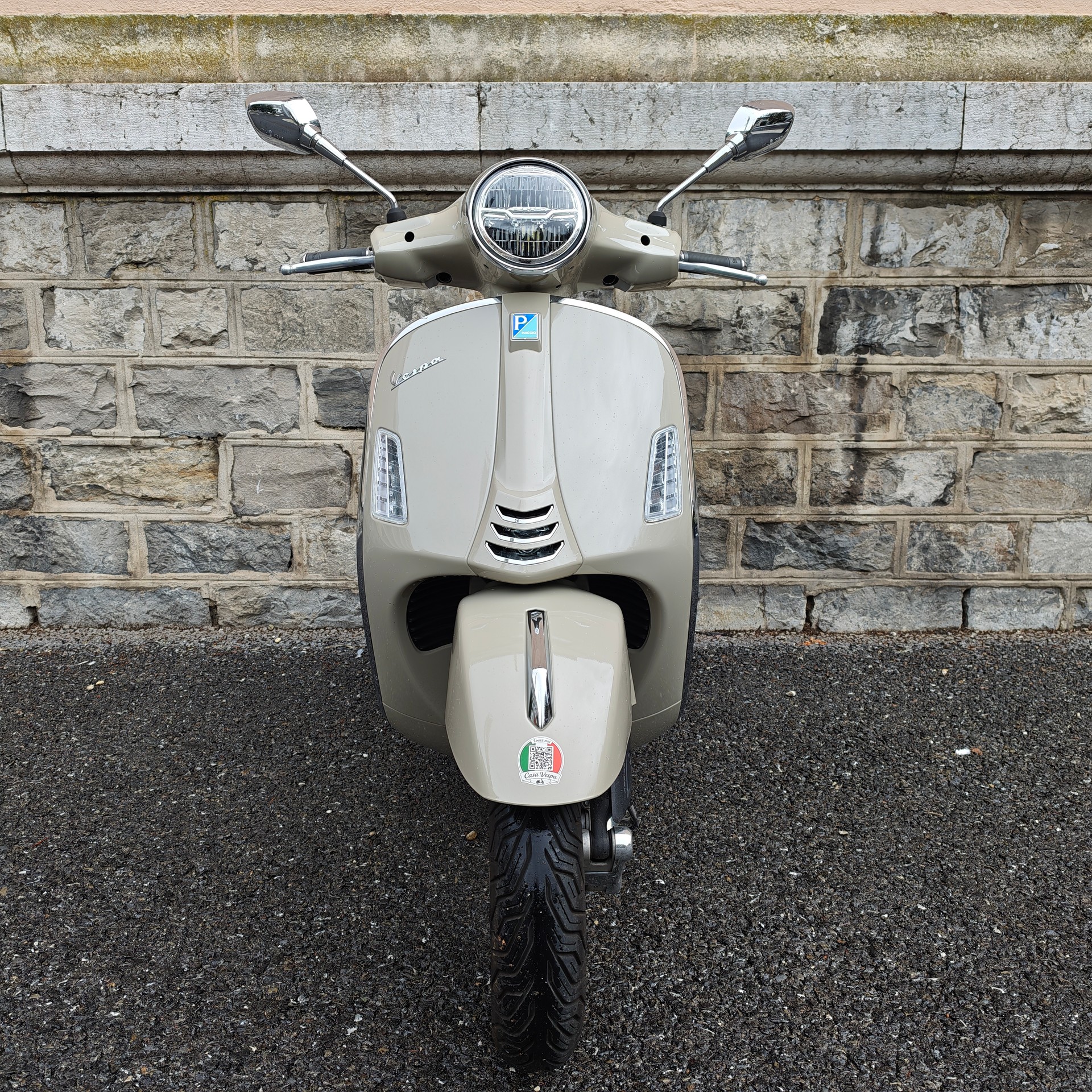 PIAGGIO Vespa GTS 125 RST Euro 5+-image-1