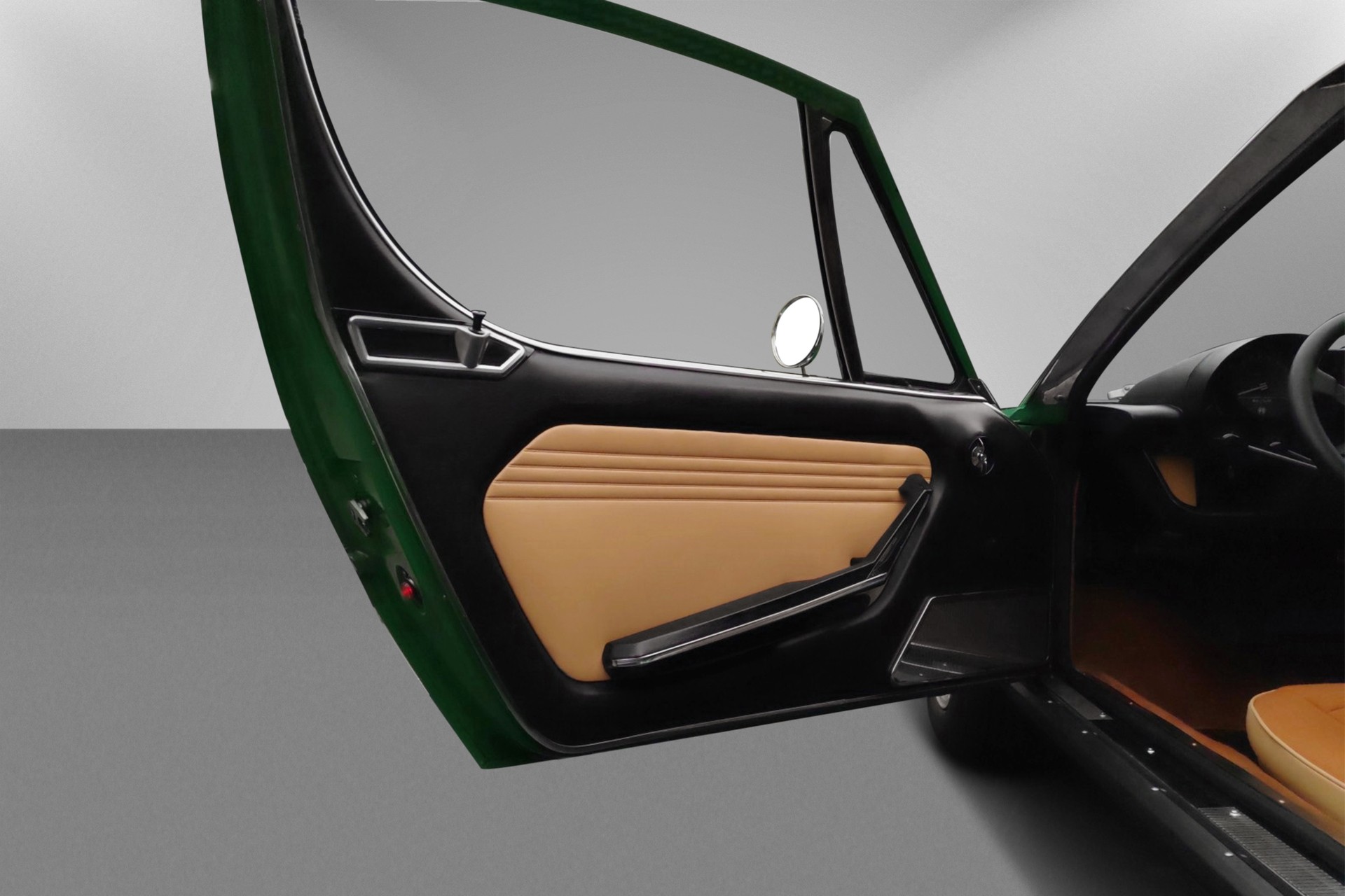 ALFA ROMEO MONTREAL-image-9