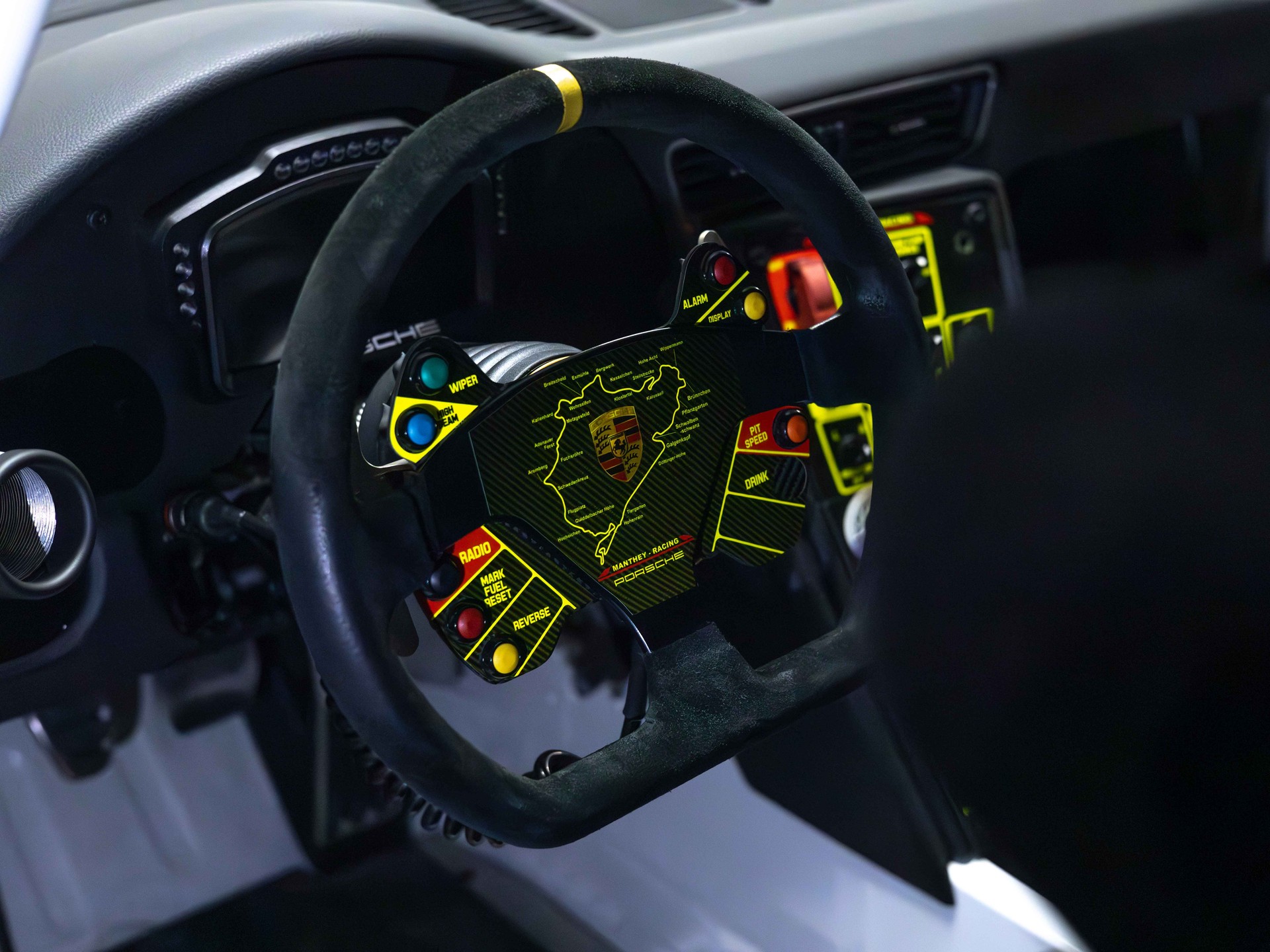PORSCHE 911 GT3 Cup-image-9