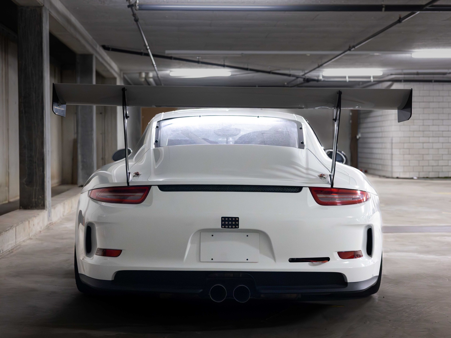 PORSCHE 911 GT3 Cup-image-23