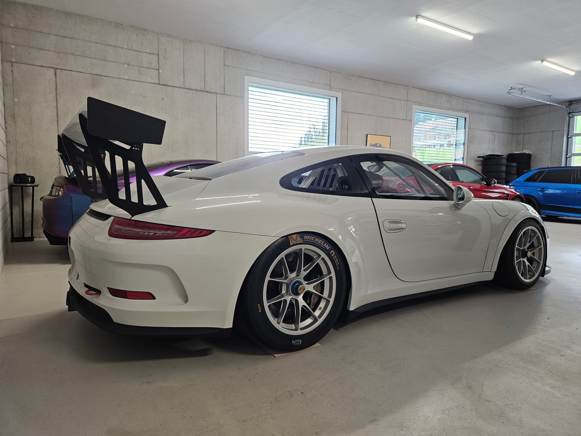PORSCHE 911 GT3 Cup-image-21