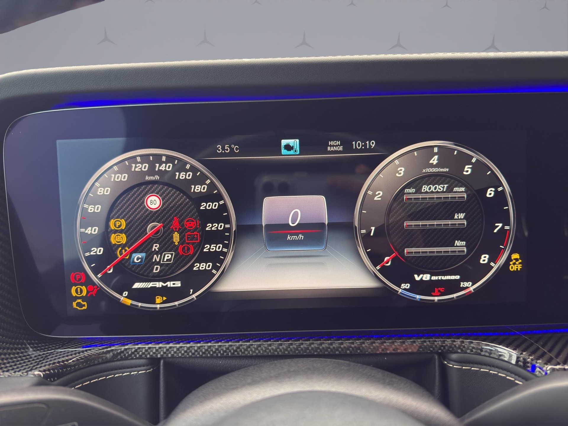MERCEDES-BENZ G 63 AMG-image-10