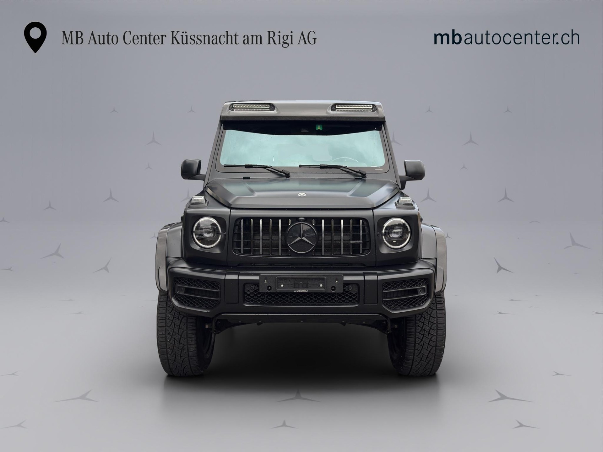 MERCEDES-BENZ G 63 AMG-showroom-element-1