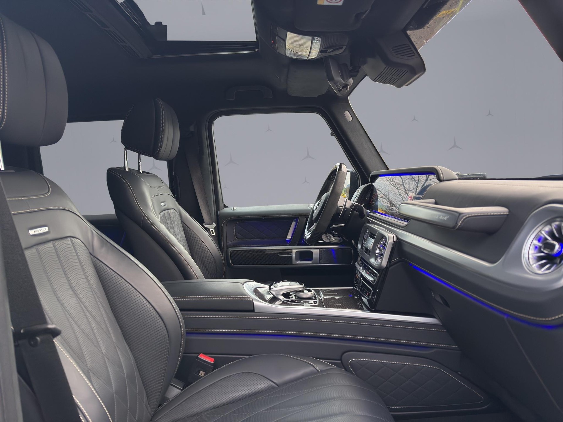 MERCEDES-BENZ G 63 AMG-image-15