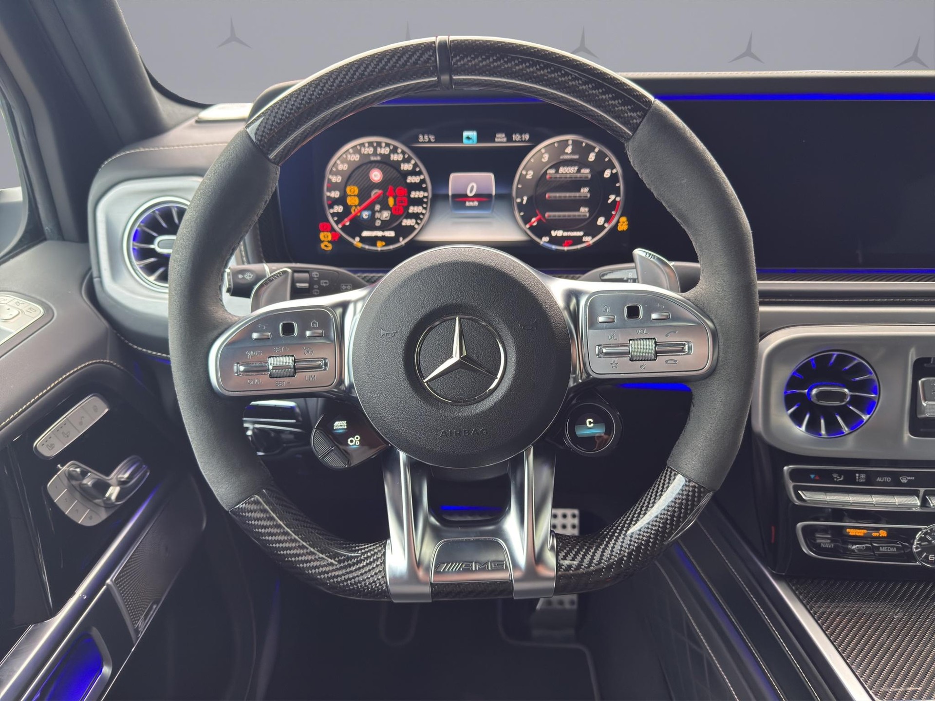 MERCEDES-BENZ G 63 AMG-image-9