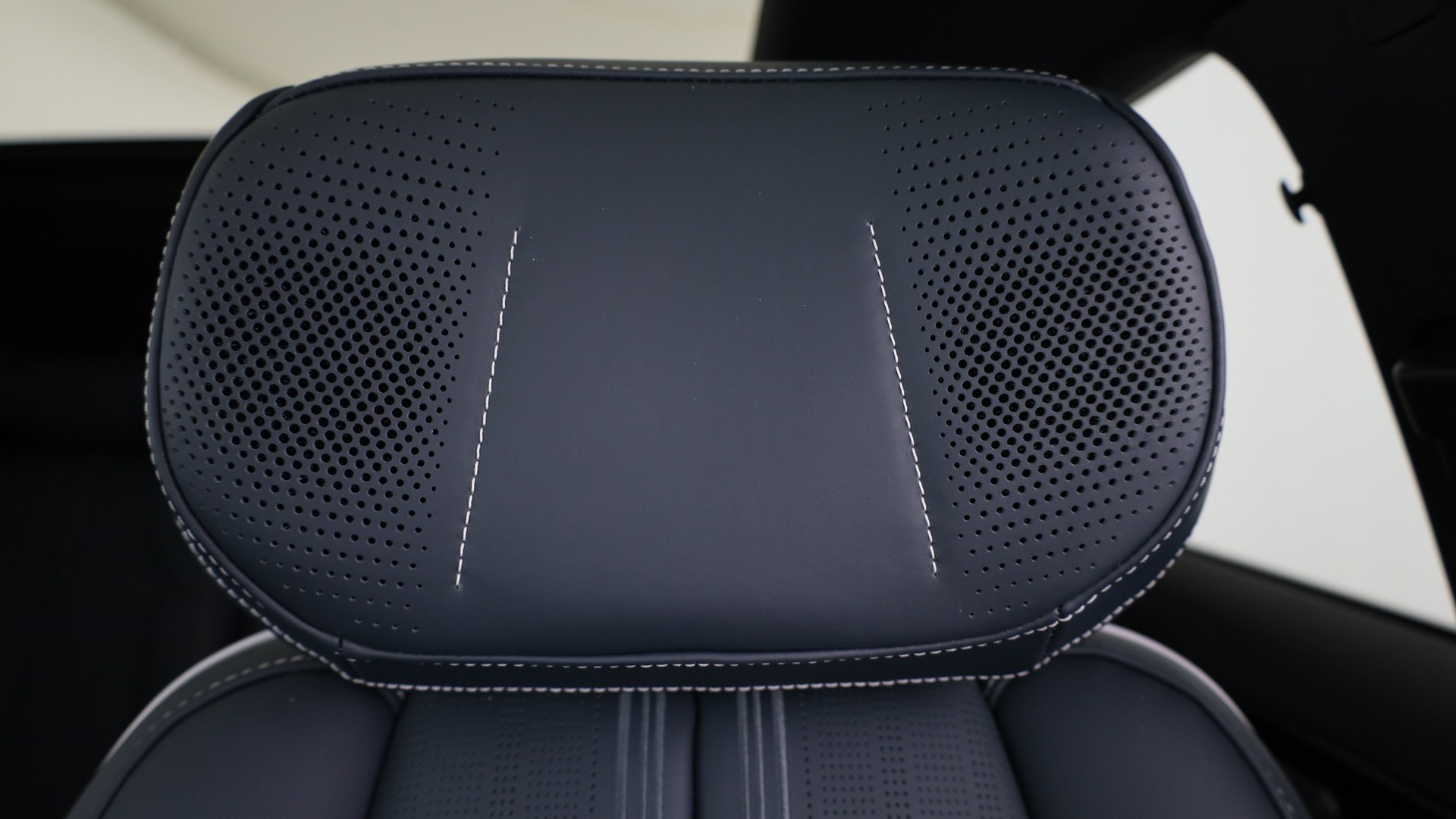 CADILLAC LYRIQ Sport 102 kWh AWD-image-6