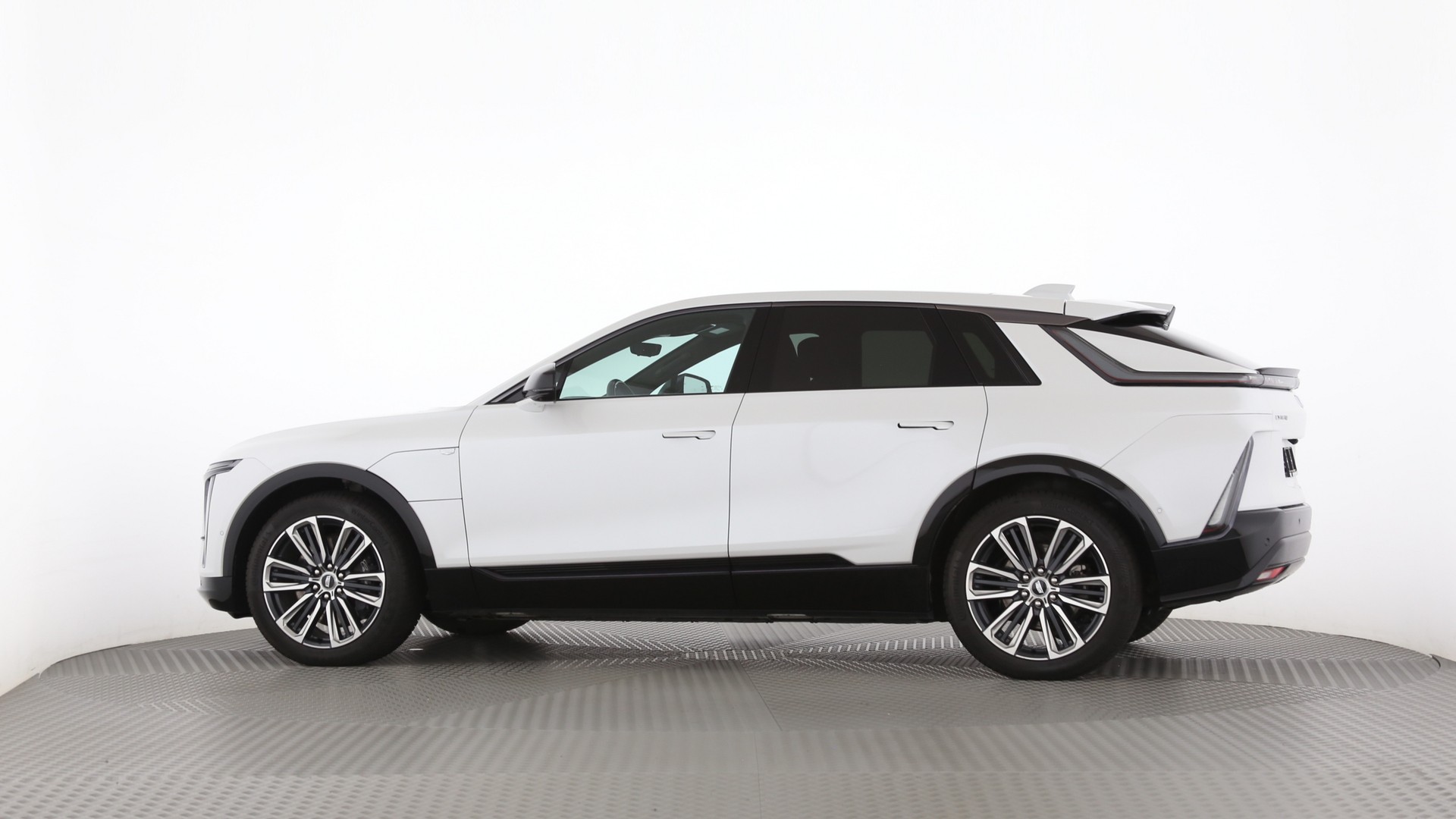CADILLAC LYRIQ Sport 102 kWh AWD-image-15