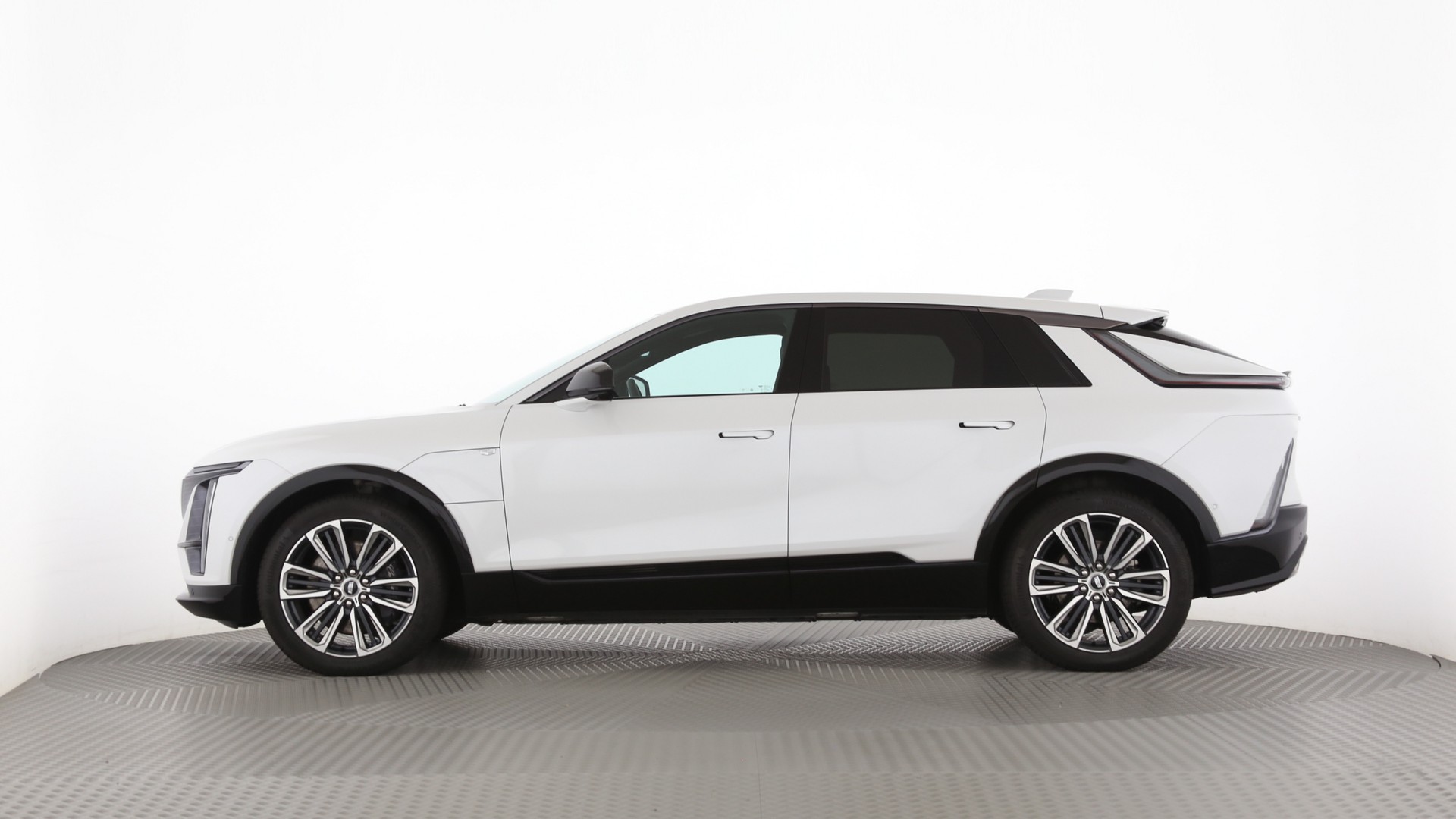 CADILLAC LYRIQ Sport 102 kWh AWD-image-14