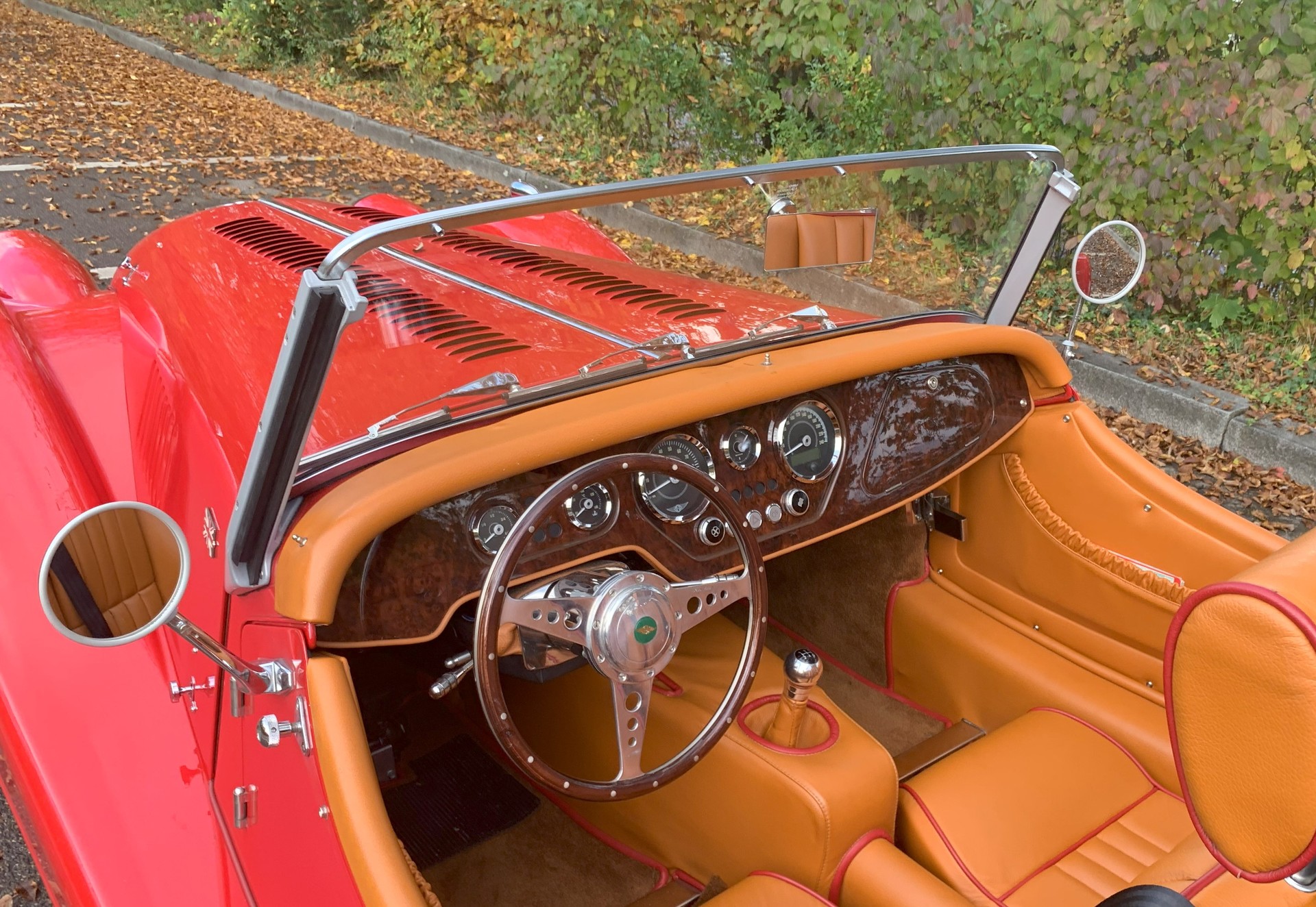 MORGAN Plus 4 2.0 Swiss Pack-image-8