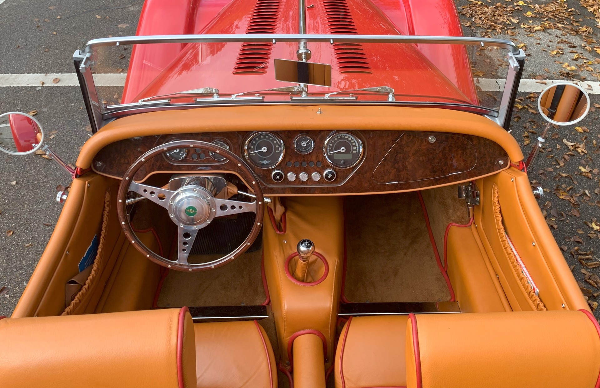 MORGAN Plus 4 2.0 Swiss Pack-image-9