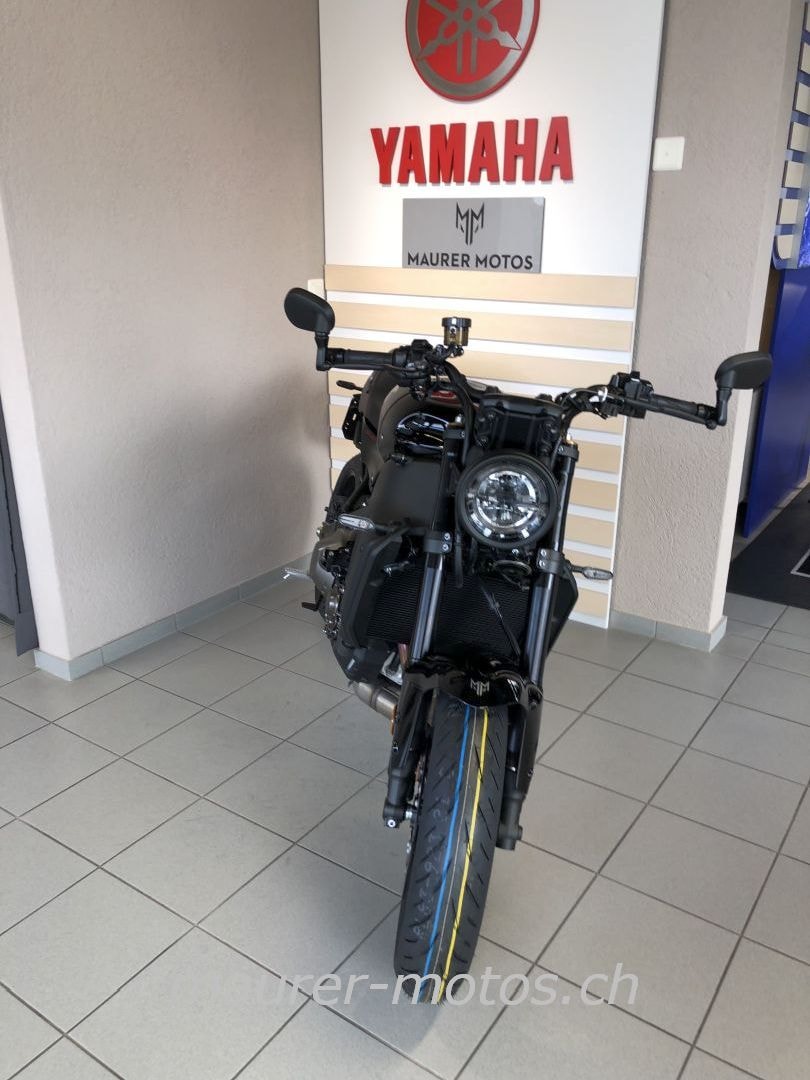 YAMAHA XSR 900-image-4
