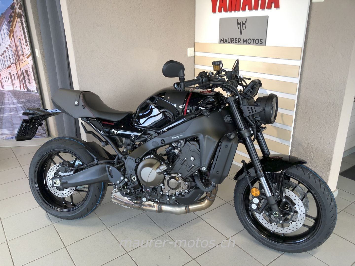 YAMAHA XSR 900-image-1