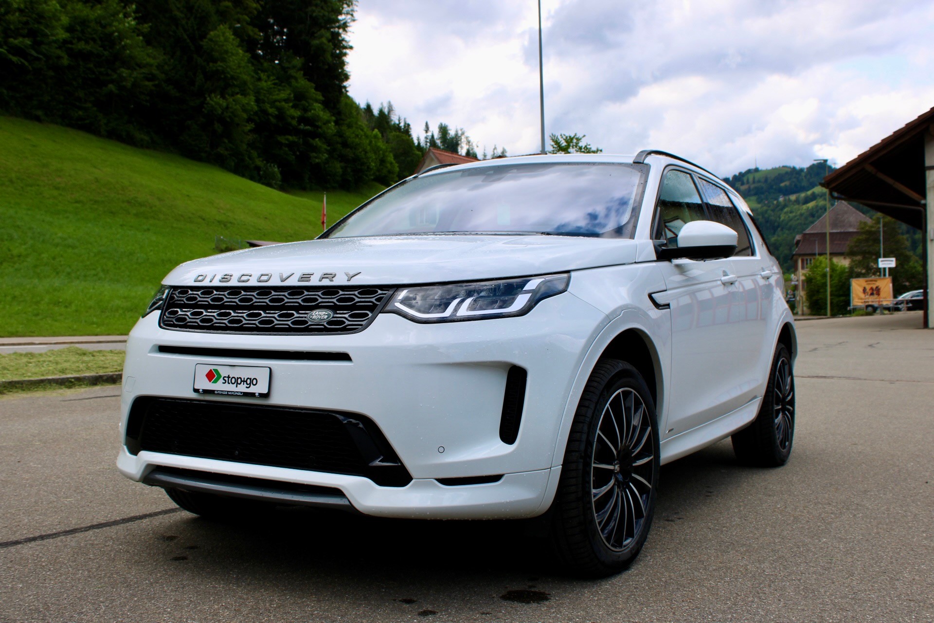 LAND ROVER Discovery Sport R Dyn D240 2.0D SD4 MHEV HSE AT9