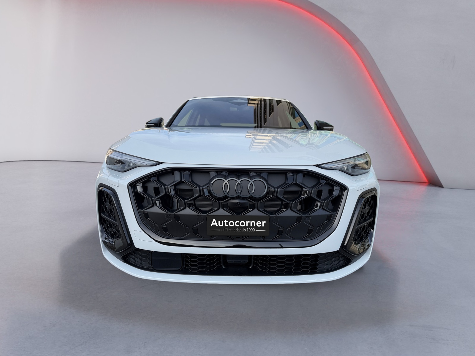 AUDI SQ5 TFSI quattro S-tronic-image-5