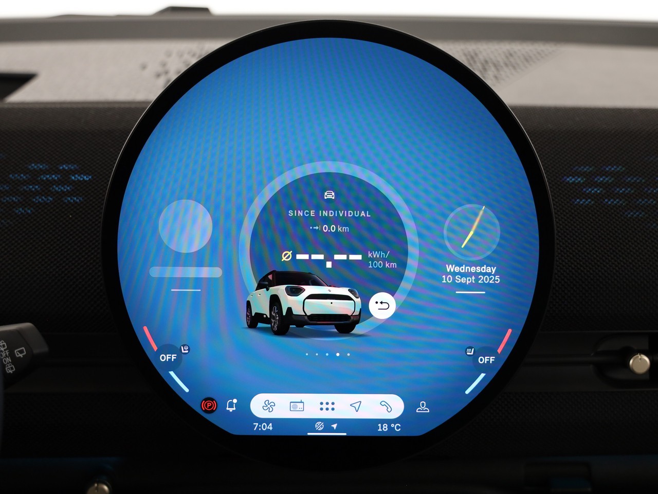 MINI Aceman E-image-17