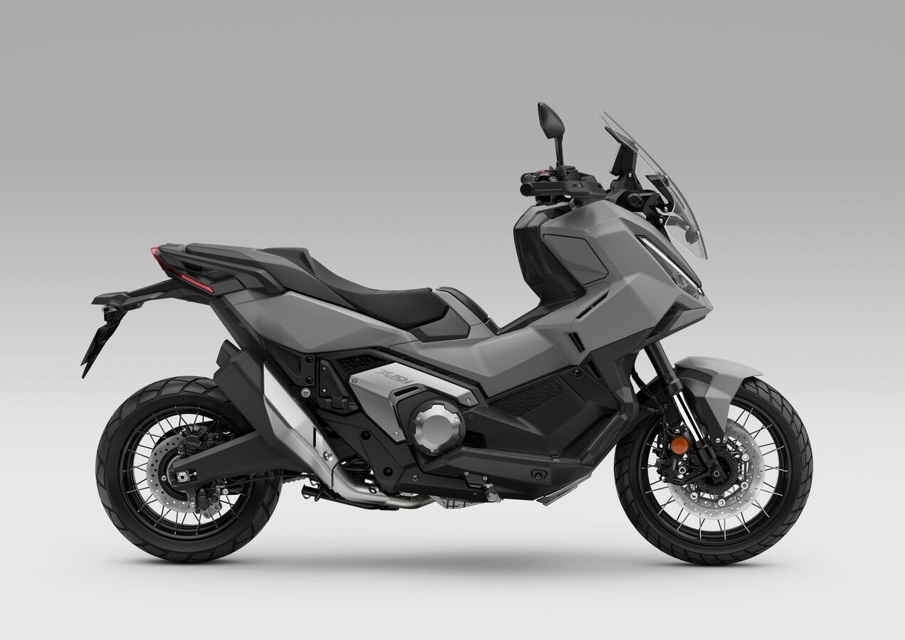 HONDA X-ADV 750-image-1