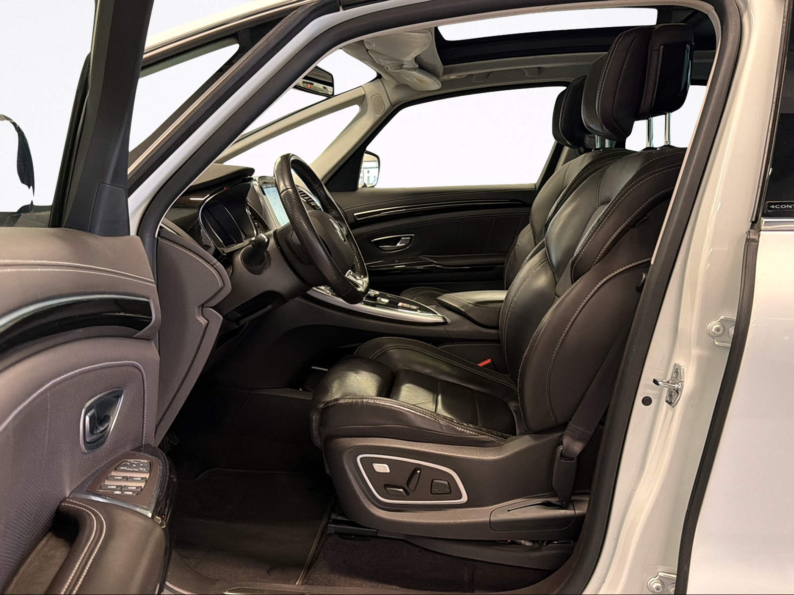 RENAULT Espace 1.6 dCi Initiale Paris EDC-image-10