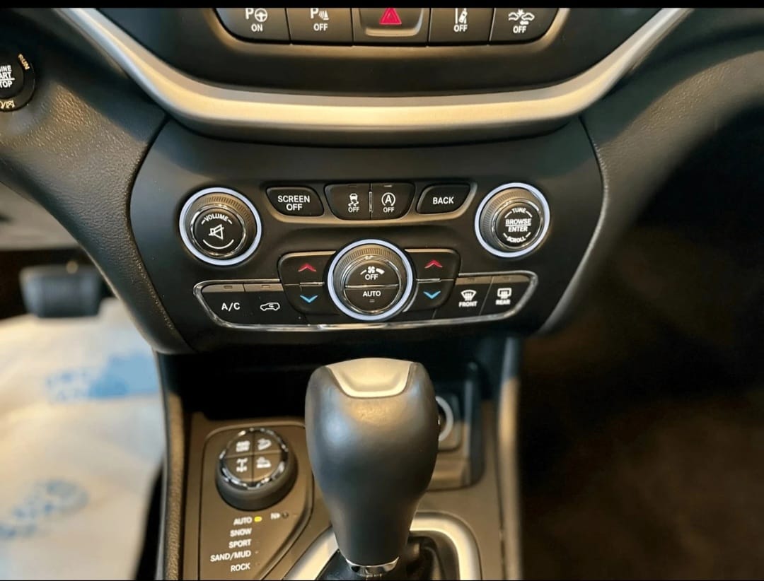 JEEP Cherokee 3.2 Trailhawk AWD 9ATX-image-14